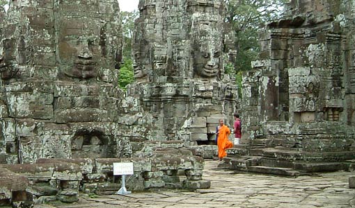 Giant faces at Bayon